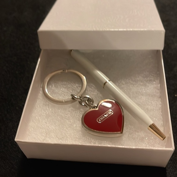 Coach Locket Heart Keychain and Pen Set - Picture 2 of 7